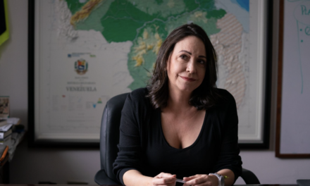 María Corina Machado descarta negociar con otros aspirantes la candidatura presidencial